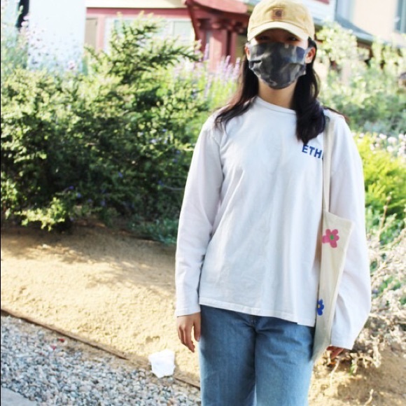 MADE IN USA, Camouflage Print Face Mask - Picture 3 of 8